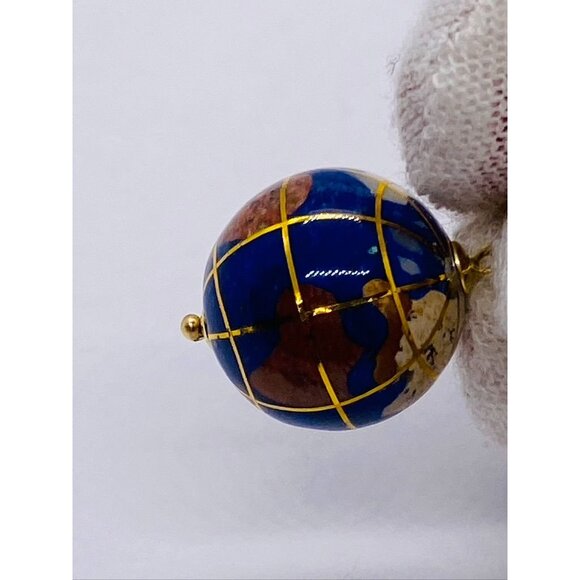 Vintage 14K 585 Gold Globe and Enamel Pendant Signed - Picture 5 of 8